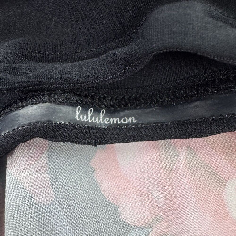 Lululemon Hot Hitter Short Shorts Size 2 Secret Garden Pink Floral Lined - Picture 11 of 14